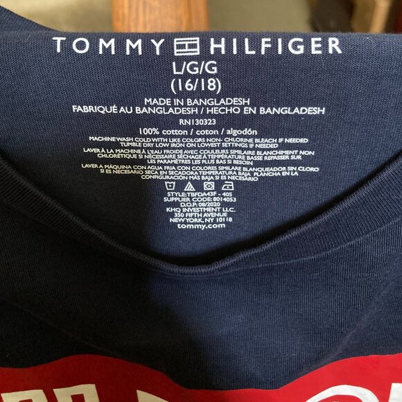 Tommy Hilfiger Tee Size Youth Large 16/18 Navy Blue Graphic Print Tagless - Picture 2 of 3